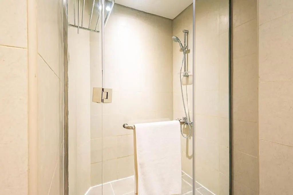 Spacious Studio With Pool - Canal & Burj Views Dubai